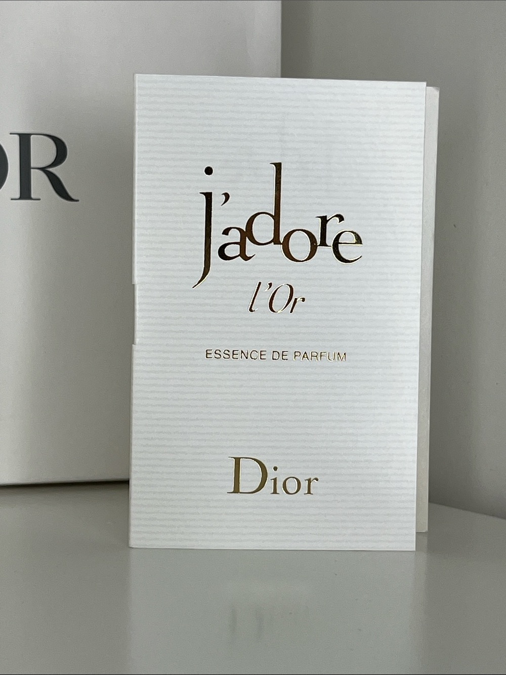 Dior Butterfly Pouch + Miss Dior Mini & J’adore L’Or Gift Set - Picture 4 of 7